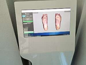 Der elektronische Scanner ermöglicht eine nahezu fotografische Abbildung der Fußsohle.